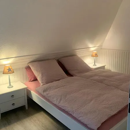 Hus Dungrot Apartamento